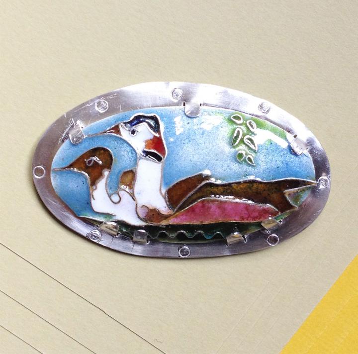 Grebes brooch