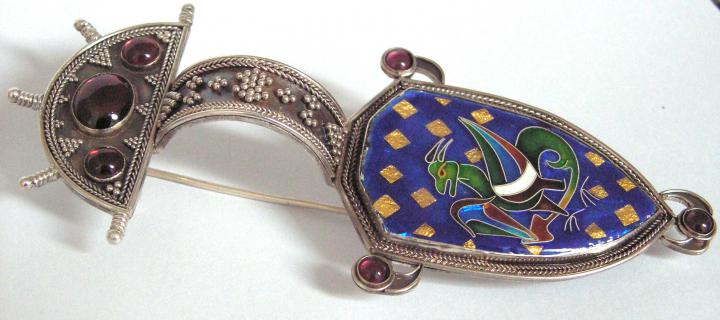 dragon brooch 2