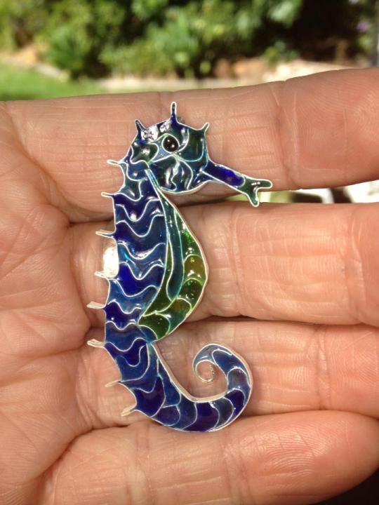 sea horse plique a jour