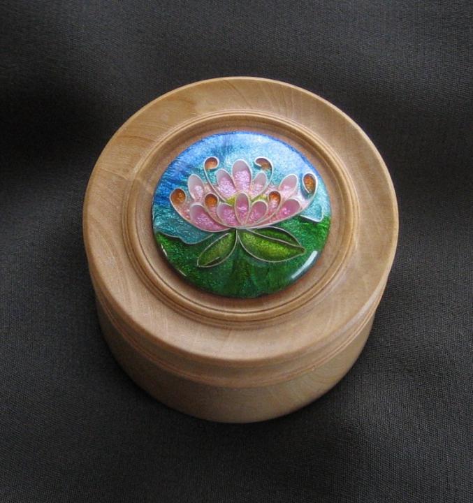 Lemonwood Box with Floral Lid