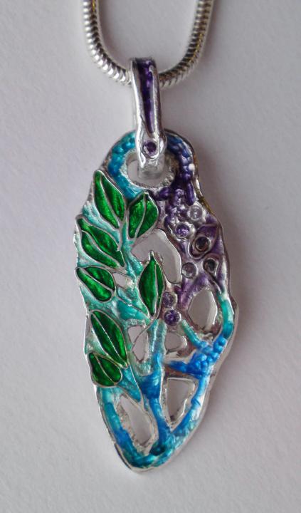 Wisteria pendant