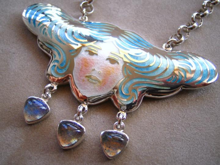 Art Nouveau Lady's Head Necklace