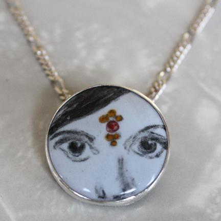 Bindi pin/pendant