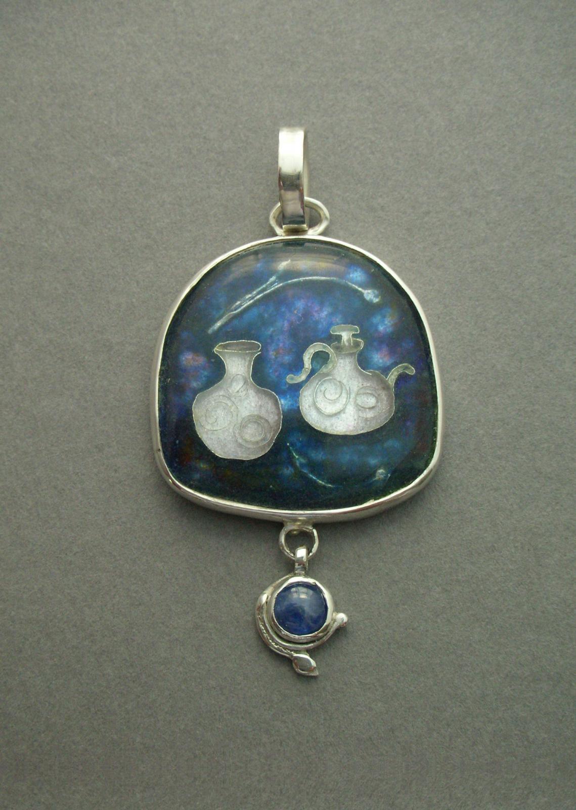 Two Vessels. Cloisonné enamel pendant. 