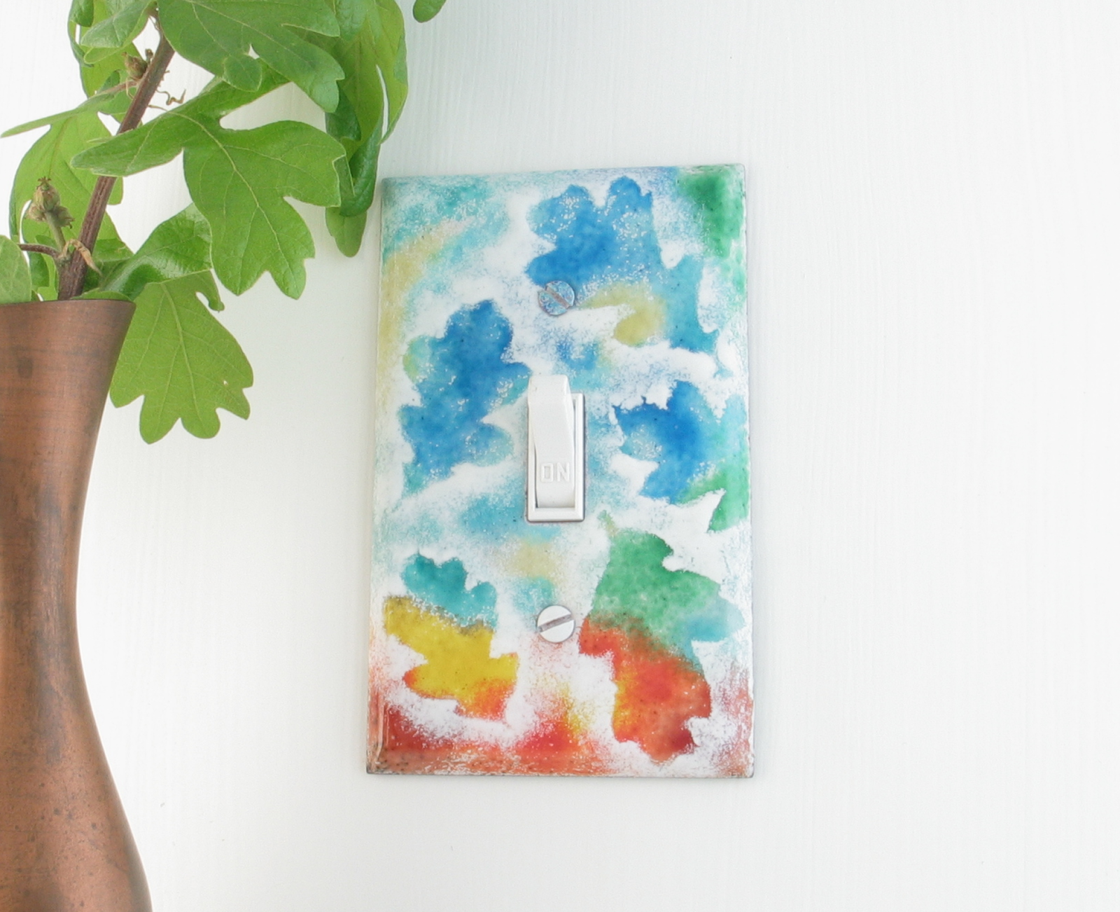 Single pole light switch cover plate 